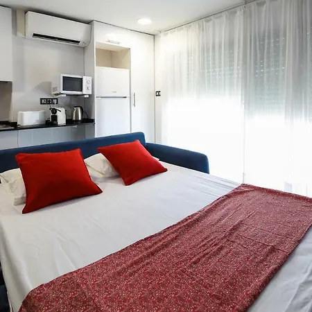 Saloublues, Penthouse, Pool, Big Terrace Apartment Salou