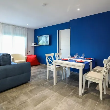 Apartament Saloublues, Penthouse, Pool, Big Terrace *