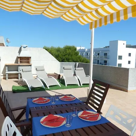 Saloublues, Penthouse, Pool, Big Terrace Apartment